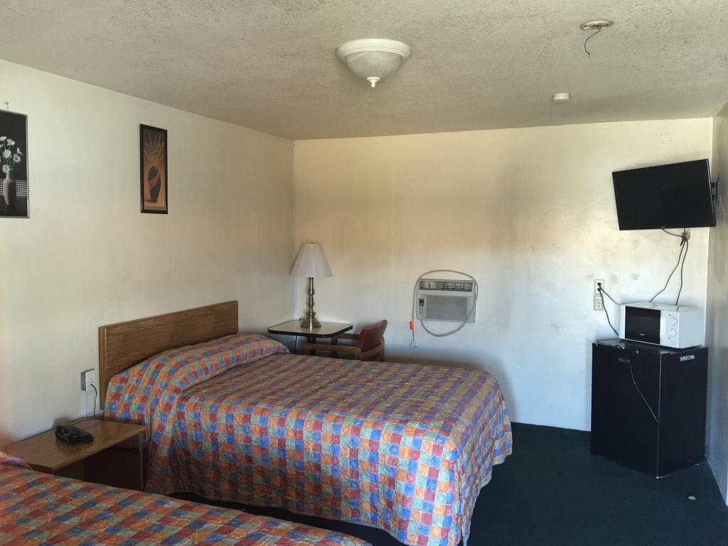 San Jacinto Hacienda Motel الغرفة الصورة